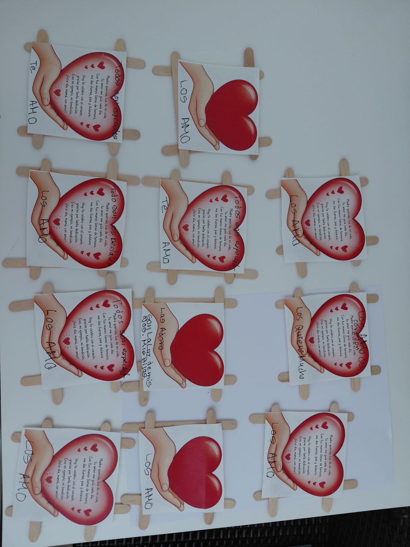 Colección de tarjetas hechas con amor para las madres